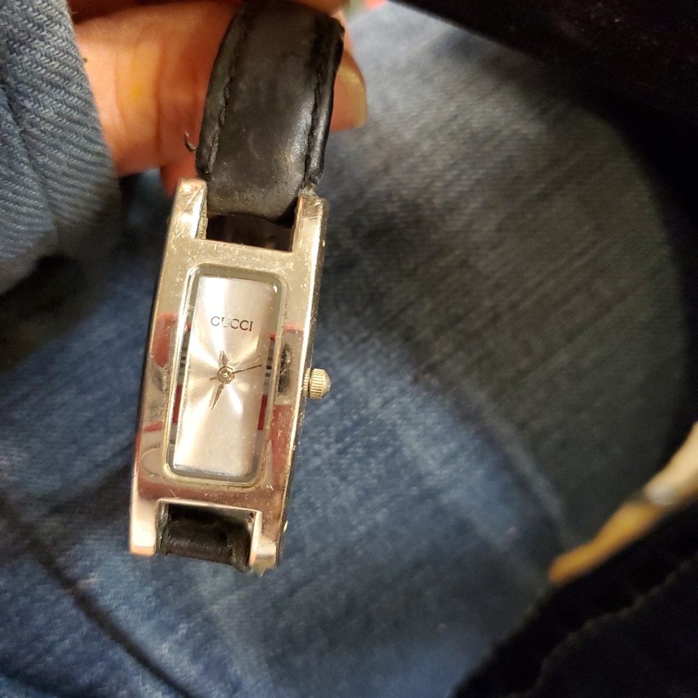 Gucci watch